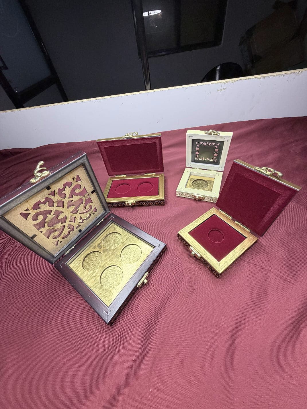 Coin Box thumbnail 2